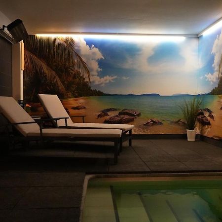 Hotel Monte Cristo Hoeselt Екстериор снимка