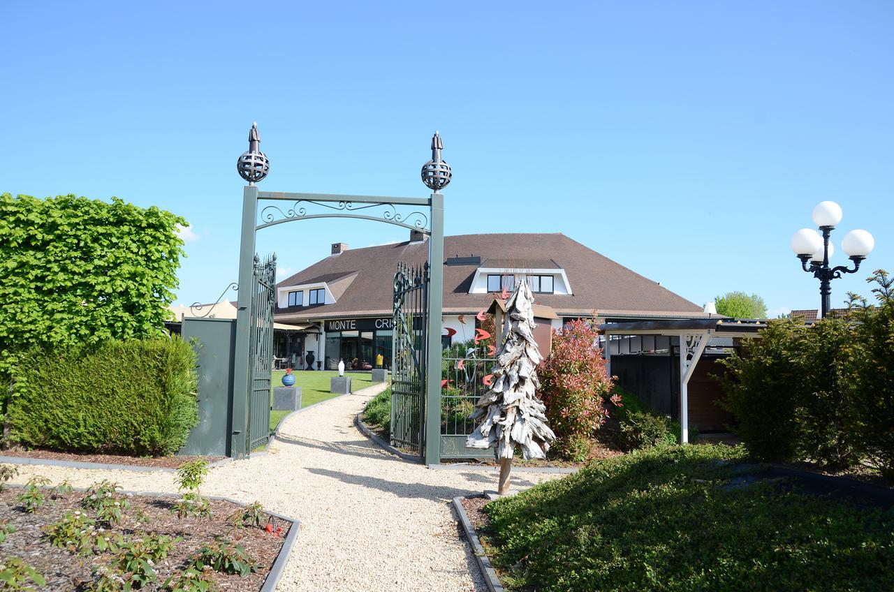 Hotel Monte Cristo Hoeselt Екстериор снимка